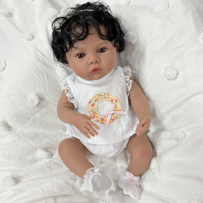 19inch Meadow Dark Skin Full V - огляд і ціна Baby Products For Skin
